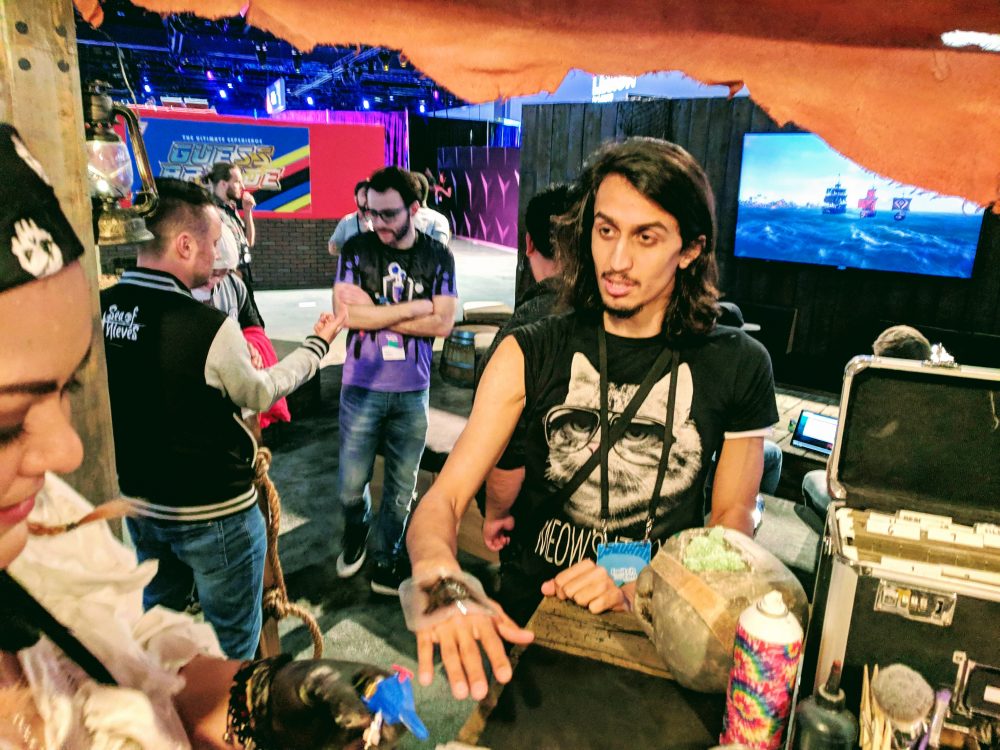 Faux Tattoo Studios at TwitchCon for Xbox Sea of Thieves